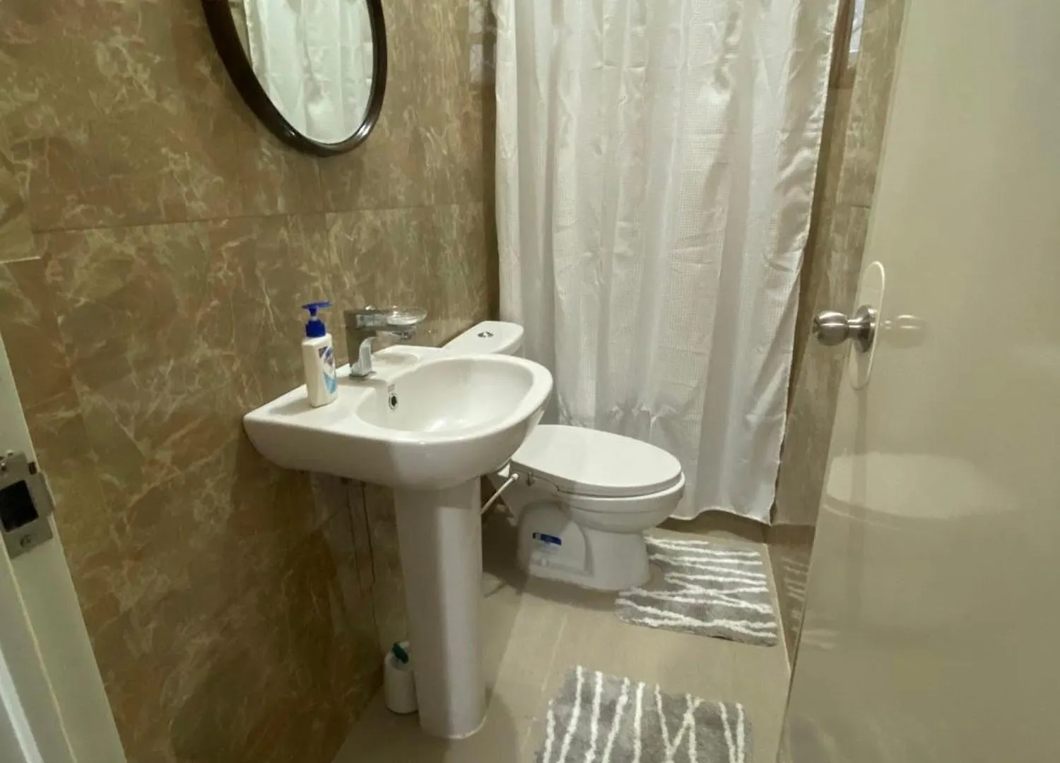 3-Bedroom House With 2-Full Bathrooms Davao City